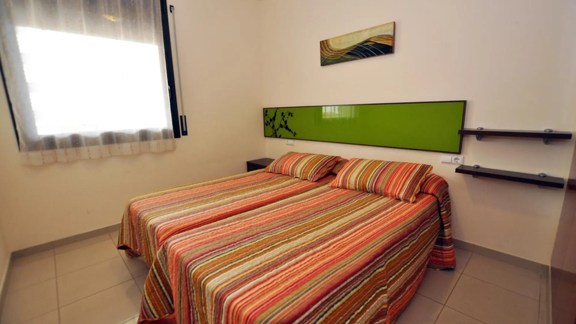 Appartement 1006 Mileni II 50M Playa - Apivend Immo à Roses Espagne